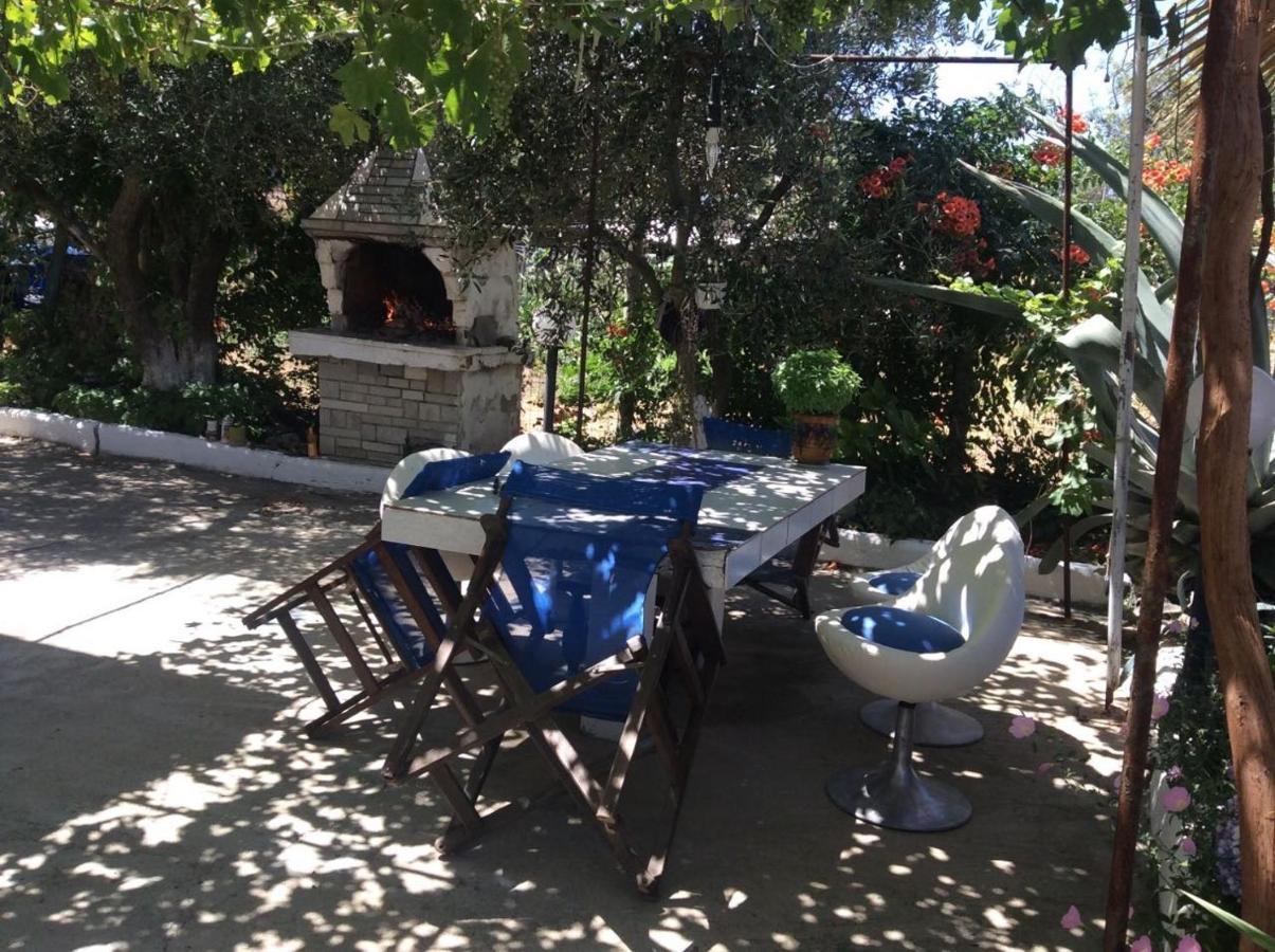 Ikidiki Beach Villa Ierissos Eksteriør billede